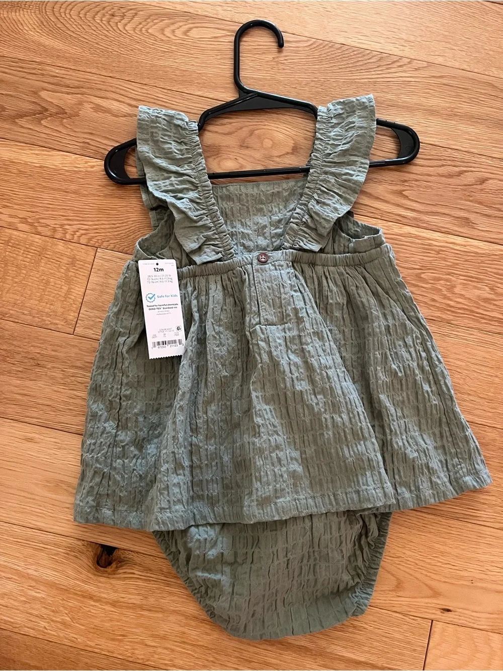 Carter's Baby Girls 2-Piece Green Seersucker Dress & Bloomers Set Sleeveless 12M